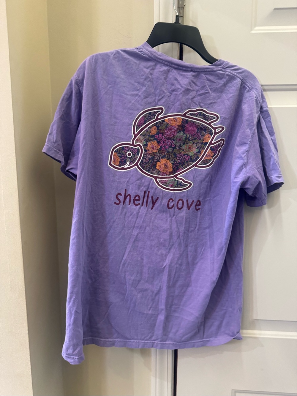 Shelly‎ Cove Comfort Wash Purple Turtle Graphic Tee medium